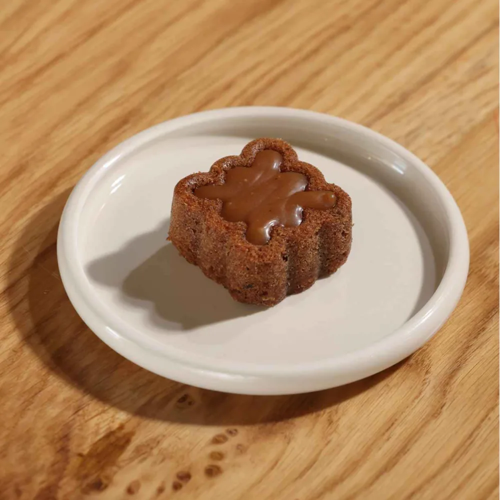 Cinnamon Dates Cake (Per Piece)