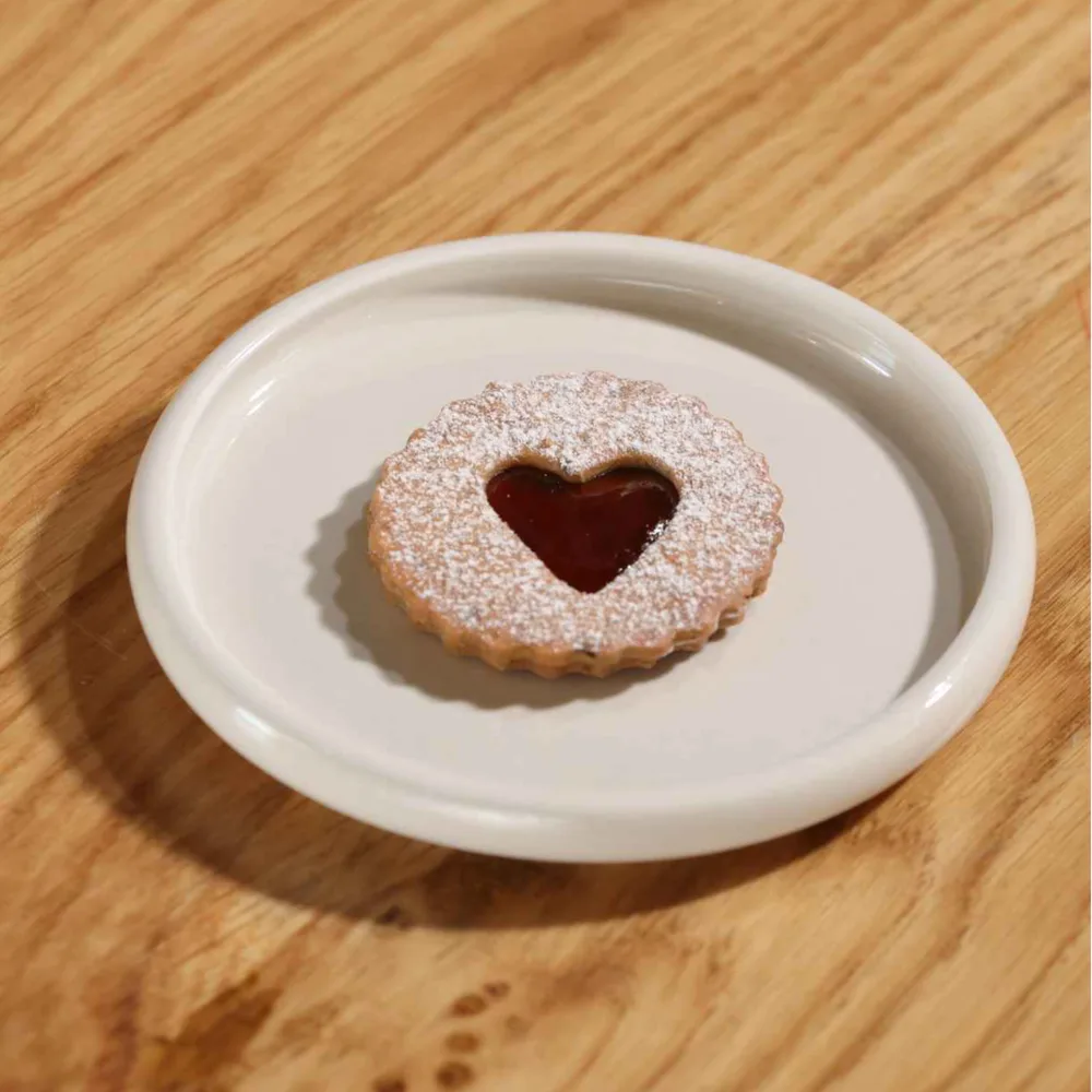 Strawberry Pecan Linzer ( 1 Pc )